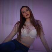 Bratty Bunny Jerk It To Pretty Girls Video 180325.mp4 snapshot 04.48 [2025.04.28 18.05.46]